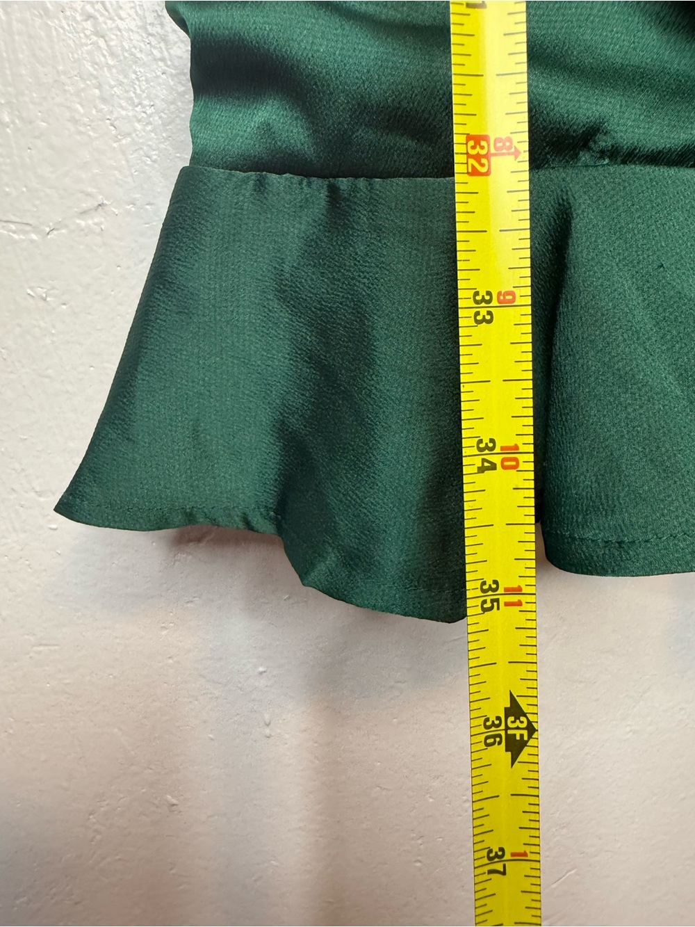 Hello Molly Emerald Green Satin Ruched Mini Dress Size M (AU 10 / US 6) - Picture 5 of 12